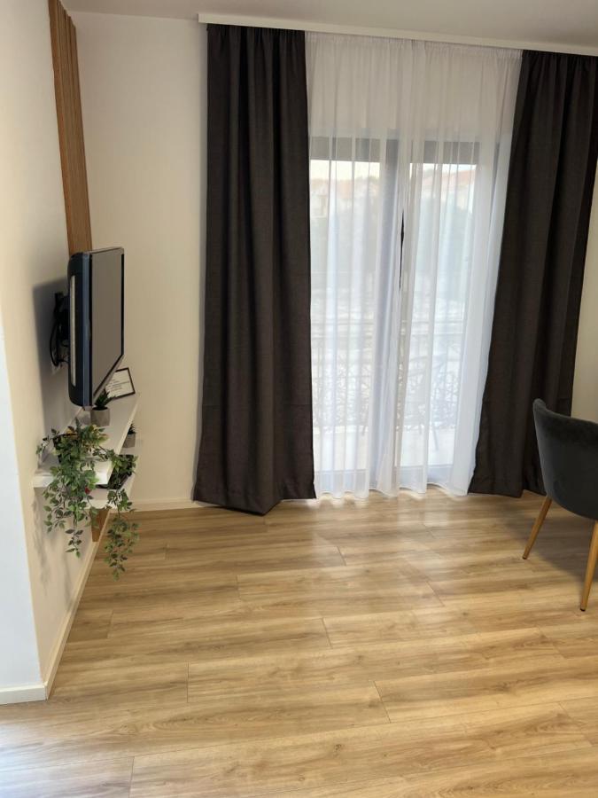Apartmani Ivelic Supetar Extérieur photo