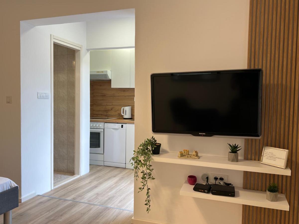 Apartmani Ivelic Supetar Extérieur photo