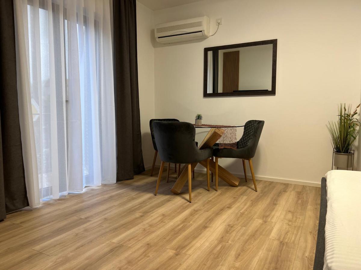 Apartmani Ivelic Supetar Extérieur photo