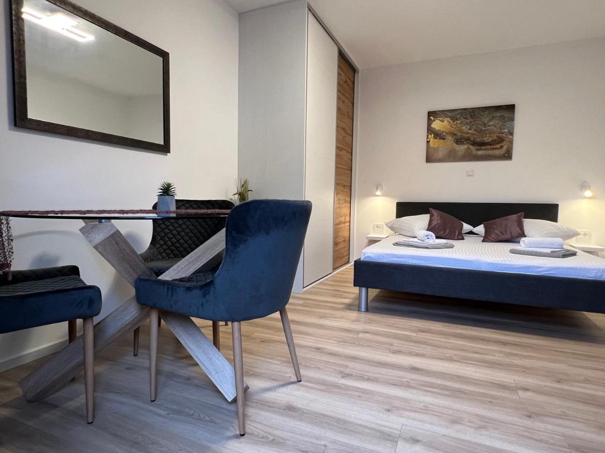 Apartmani Ivelic Supetar Extérieur photo