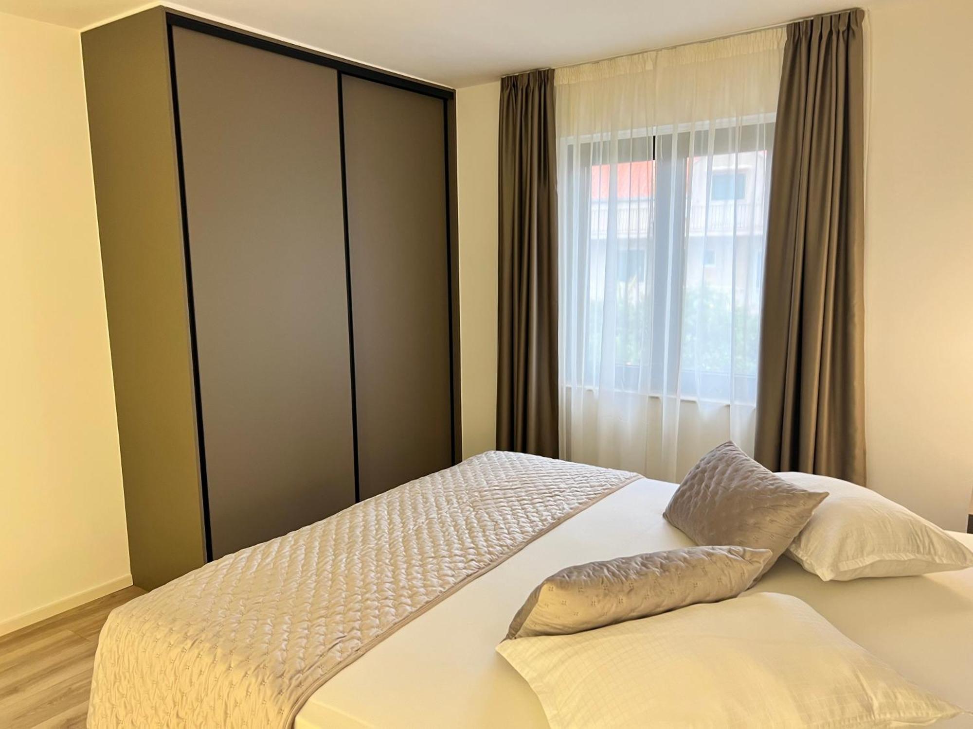 Apartmani Ivelic Supetar Extérieur photo