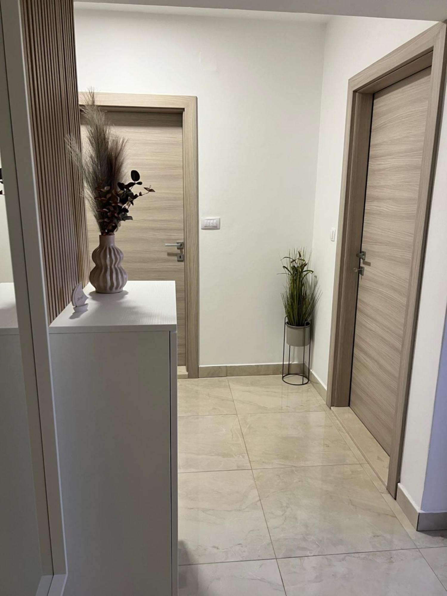 Apartmani Ivelic Supetar Extérieur photo