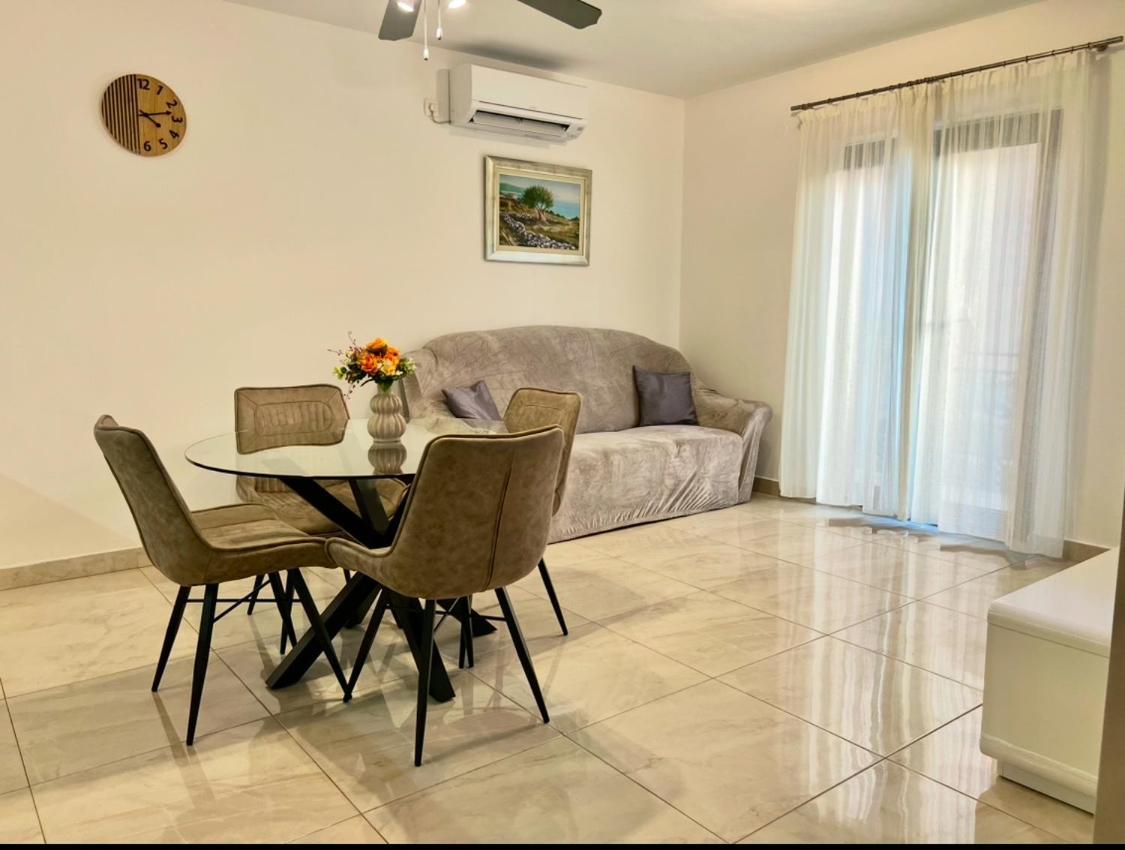 Apartmani Ivelic Supetar Extérieur photo